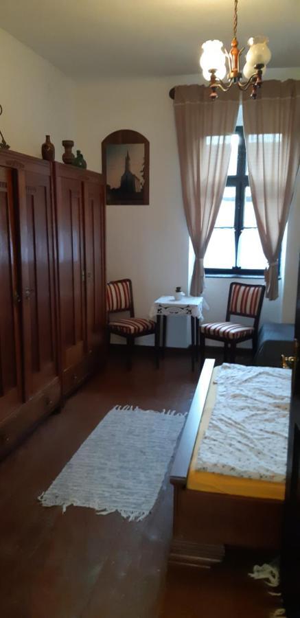 Kazmer Szallas - Gasthaus Varbalog Extérieur photo